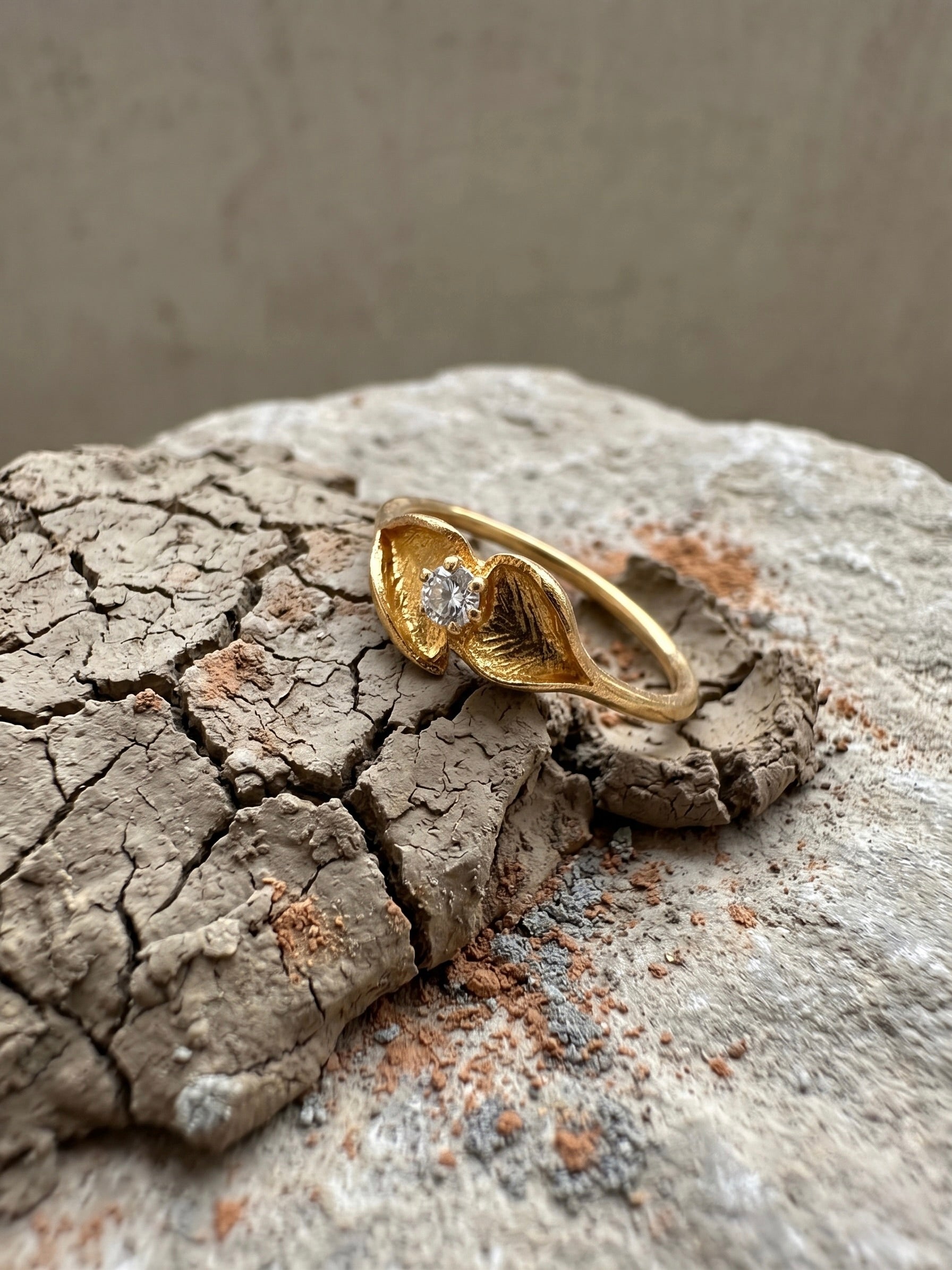Bloom Stone Ring