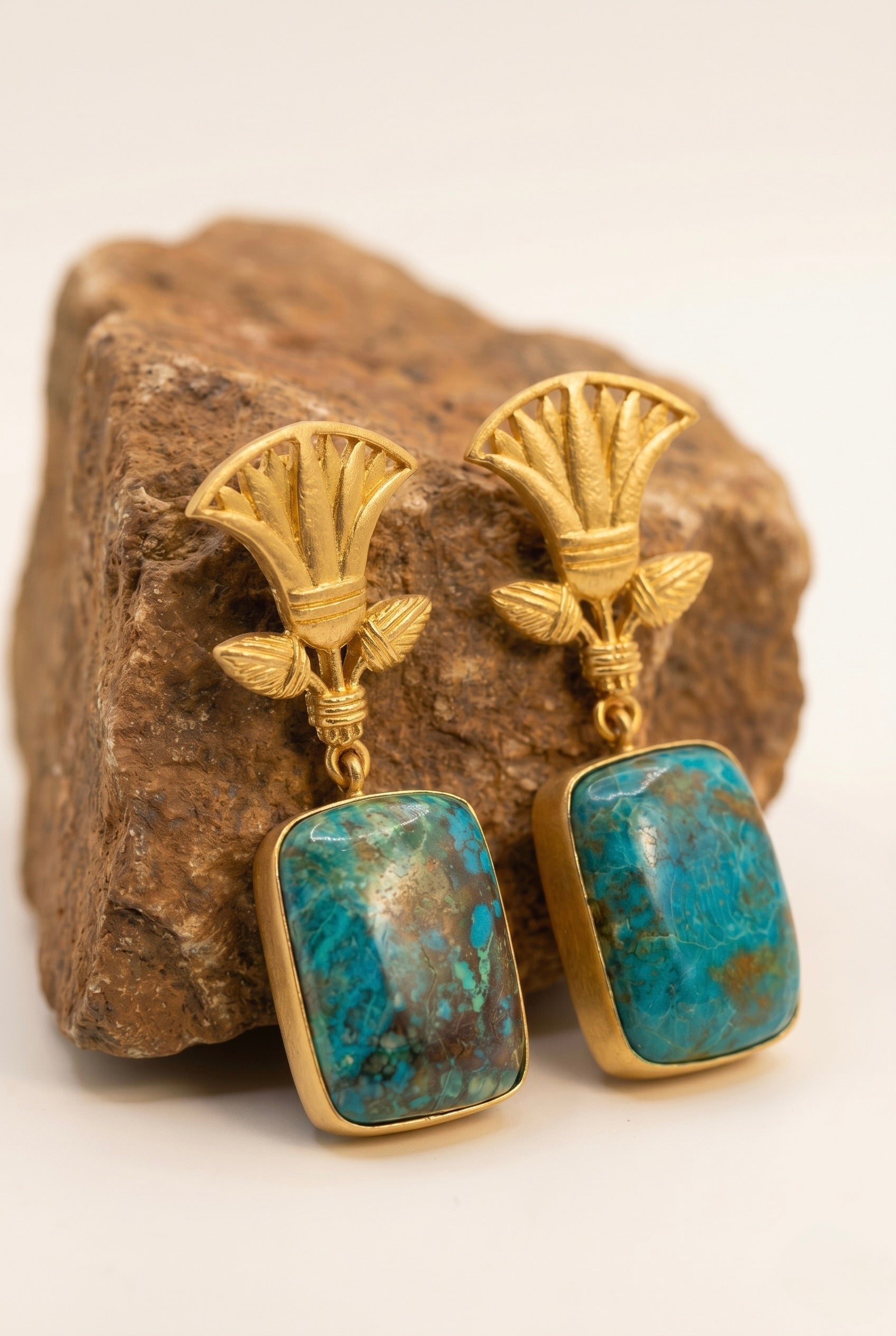 Flora Stone Earring