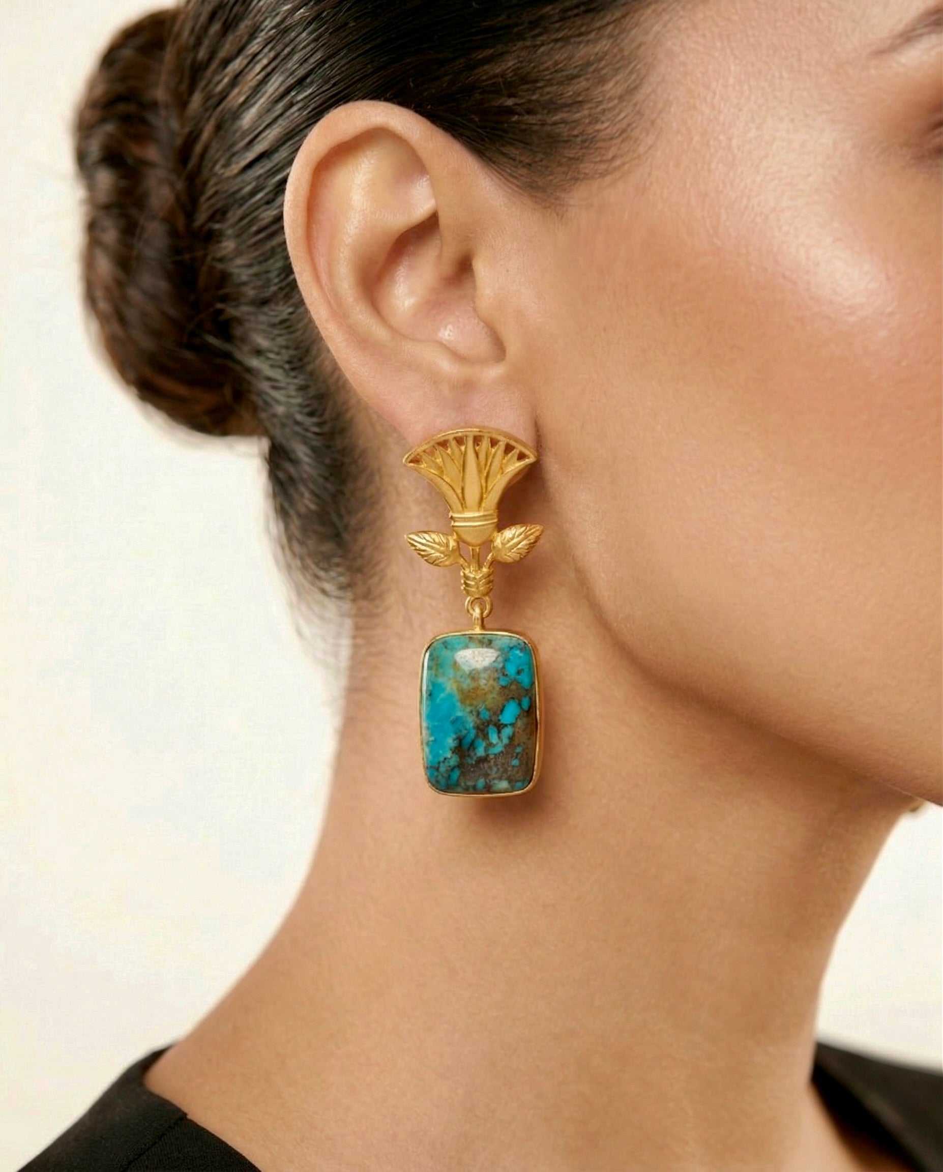 Flora Stone Earring