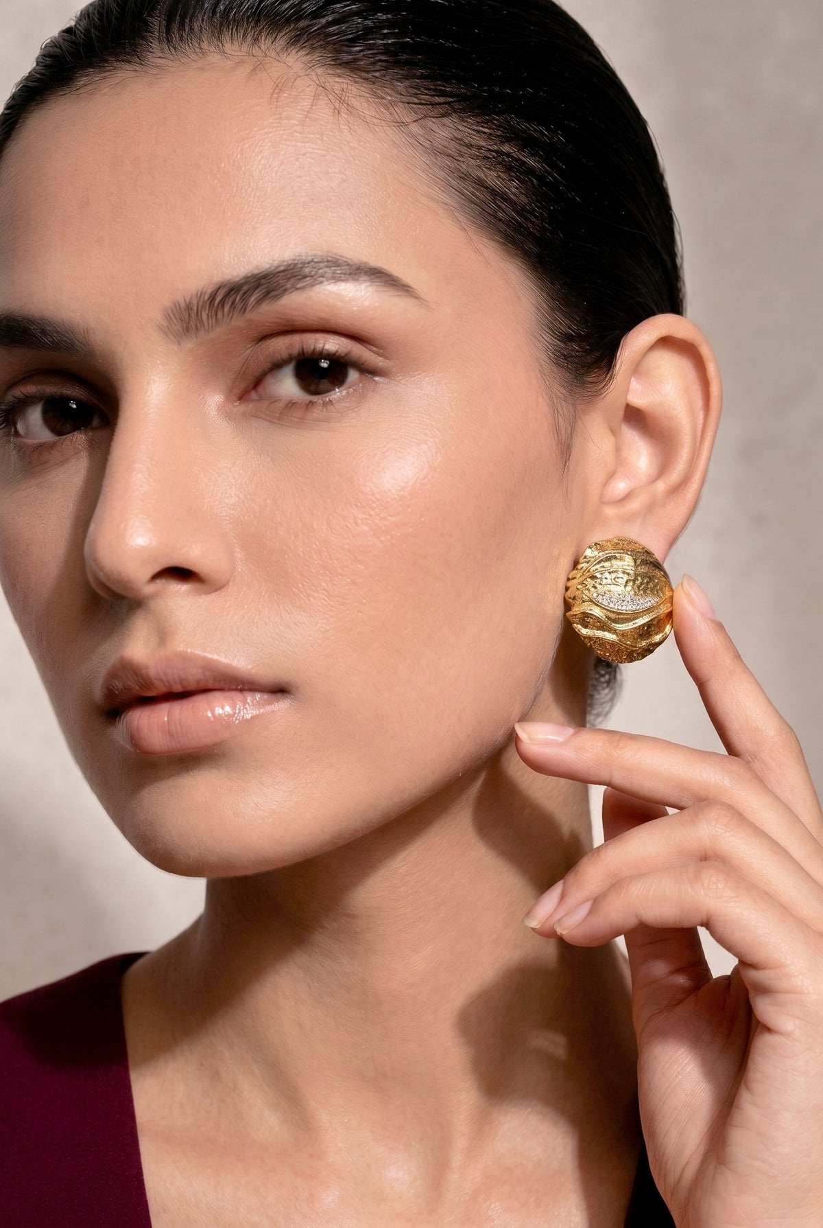 Golden Relic Stud