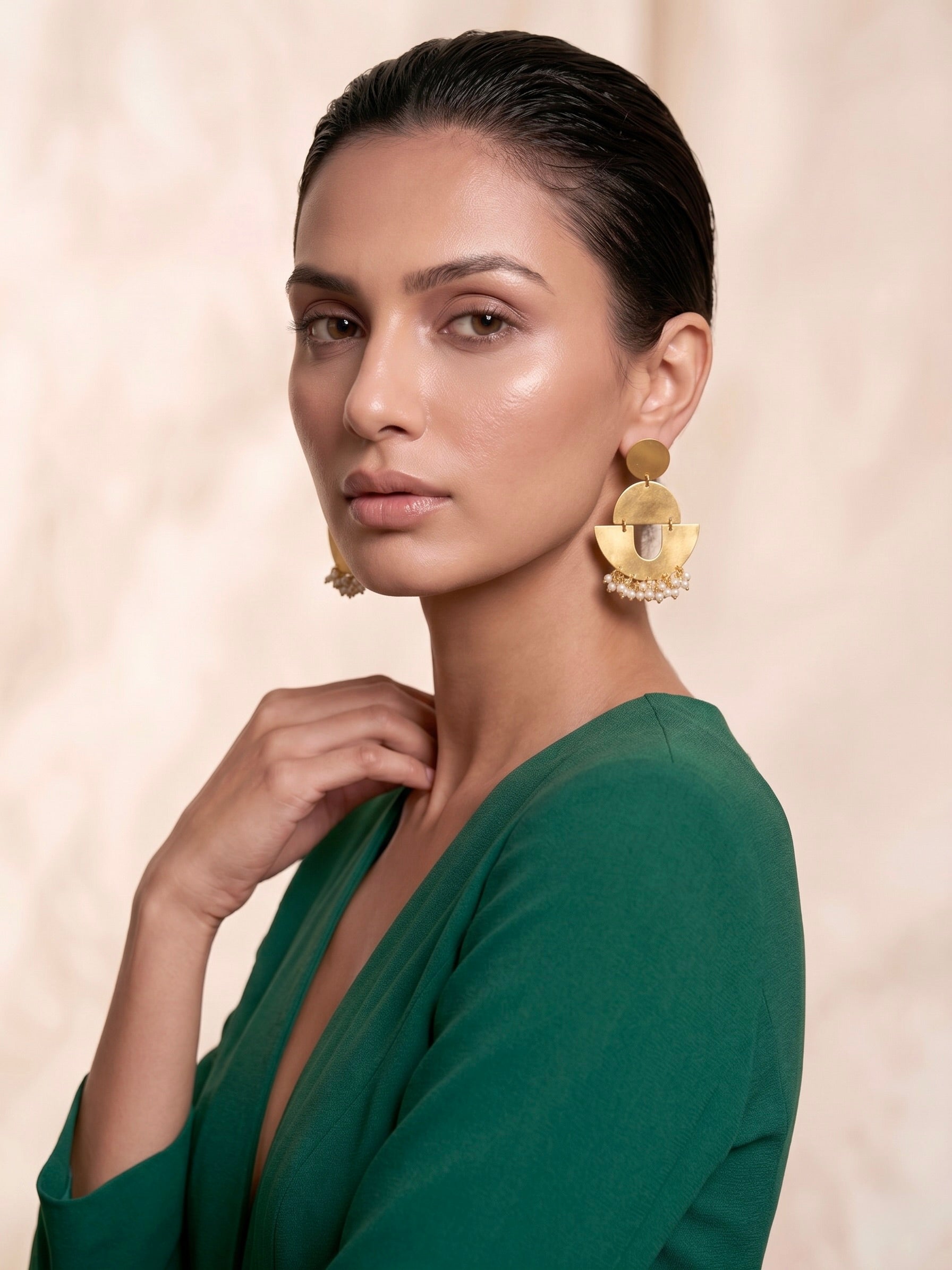Pearl Arc Earring