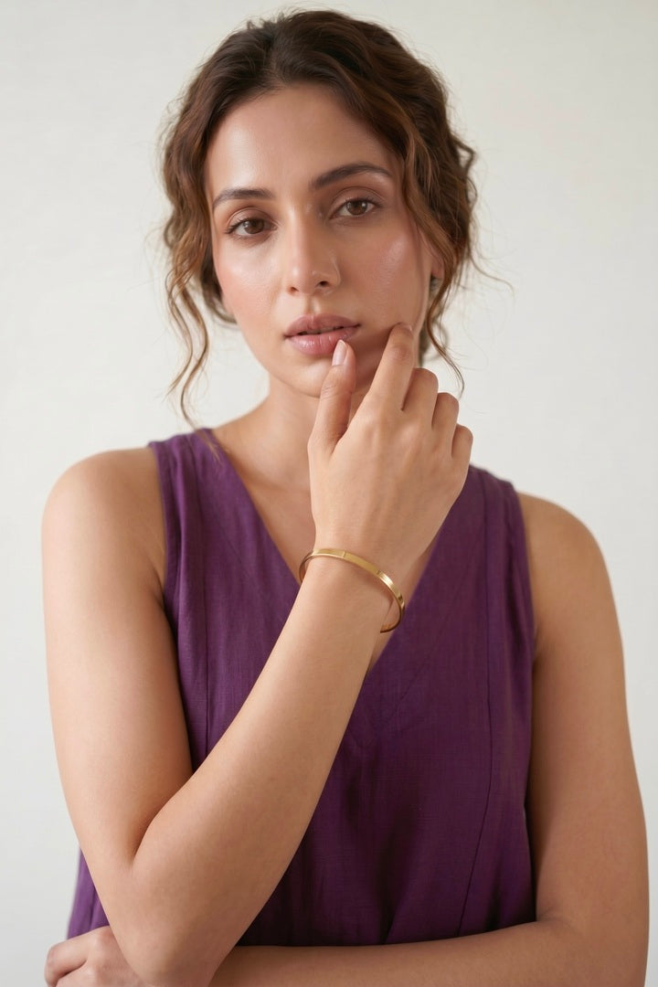 SOLID BANGLE