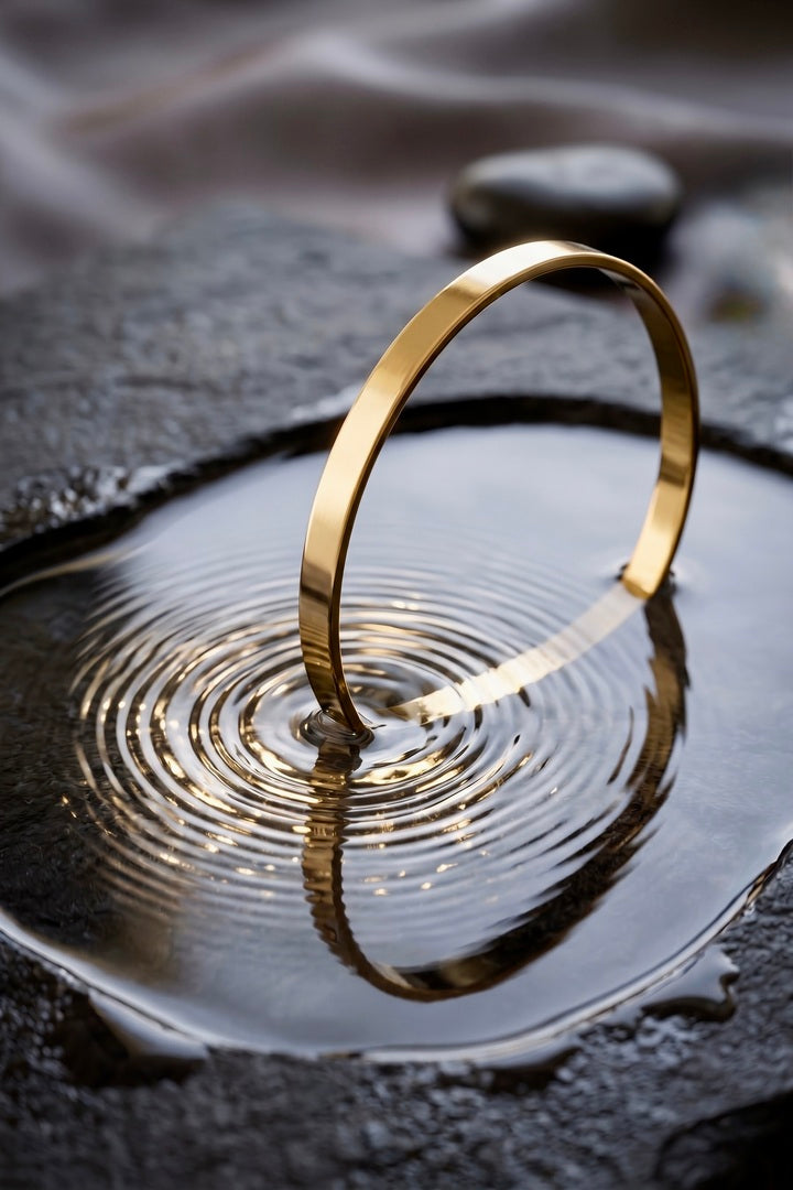 SOLID BANGLE